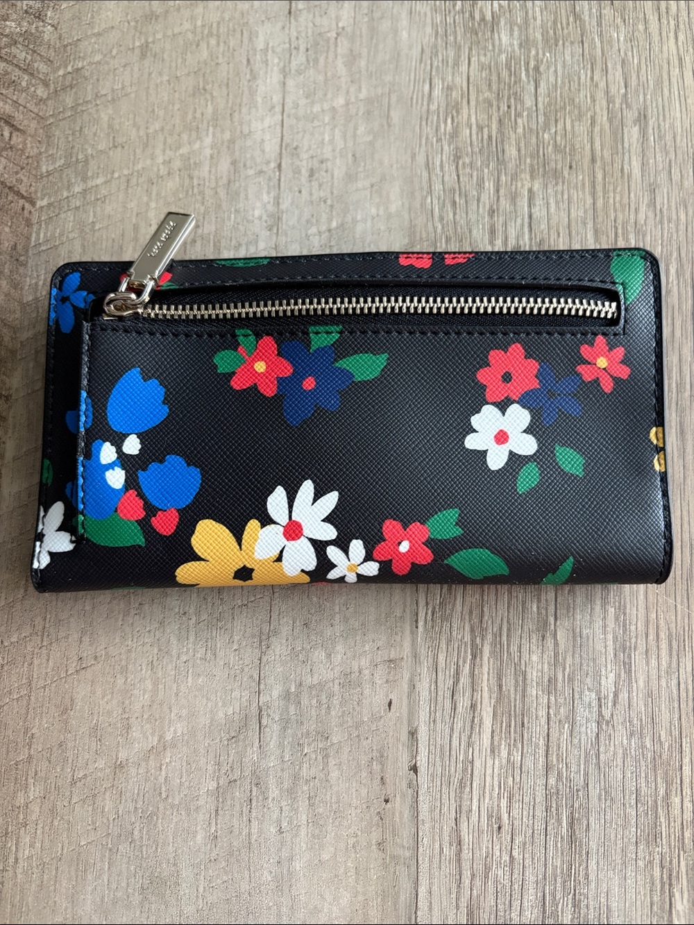kate spade Black Floral Continental Wallet with Multicolor Flowers 7 x 4 - Picture 3 of 3